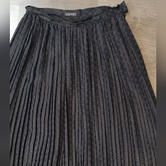 80s Vintage Esprit Sunburst Pleated Maxi Skirt - Picture 3 of 14